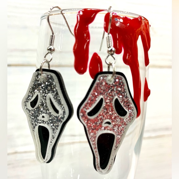 Horror Skull Earrings Ghost Scream Halloween - Picture 1 of 4